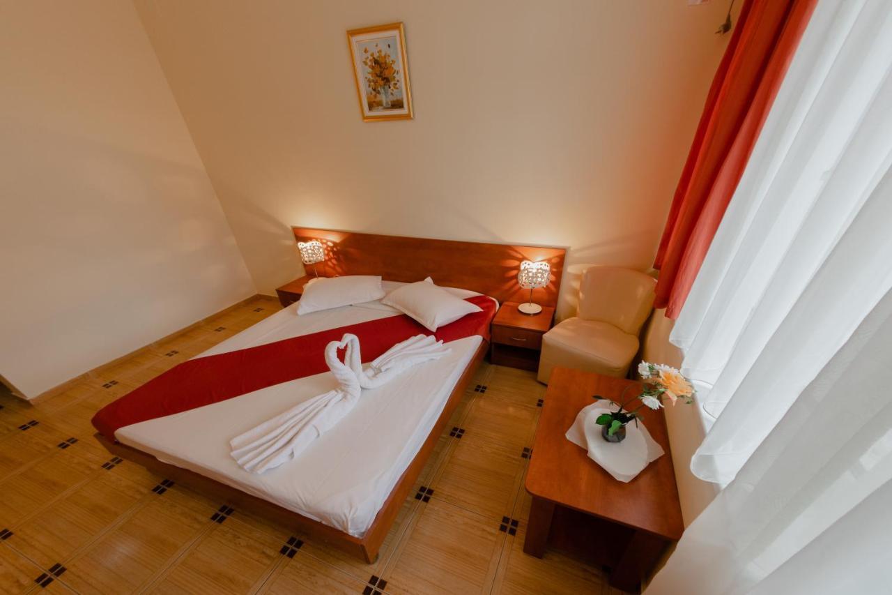 Hotel Callatis Neptun Esterno foto